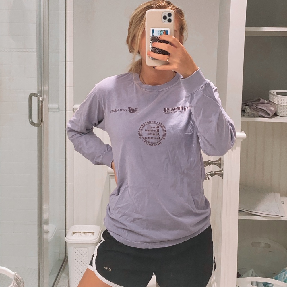 Super cute long sleeve purple new balance shirt